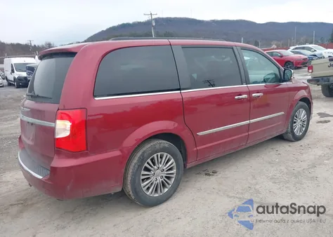 2013 Chrysler Town & Country Touring-L z USA, uszkodzony, nr VIN 2C4RC1CG6DR733999